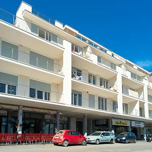 Fronte Mare Villa